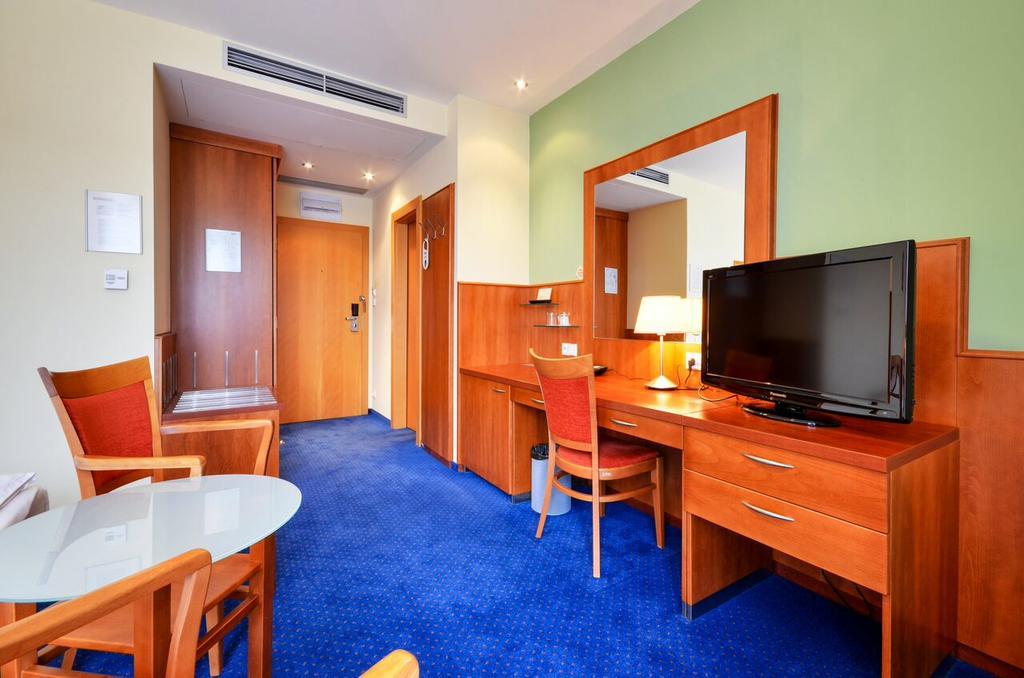 Hotel Filipinum Jablonne nad Orlici Bilik gambar